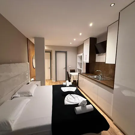 Bed and Breakfast La Τίρανα